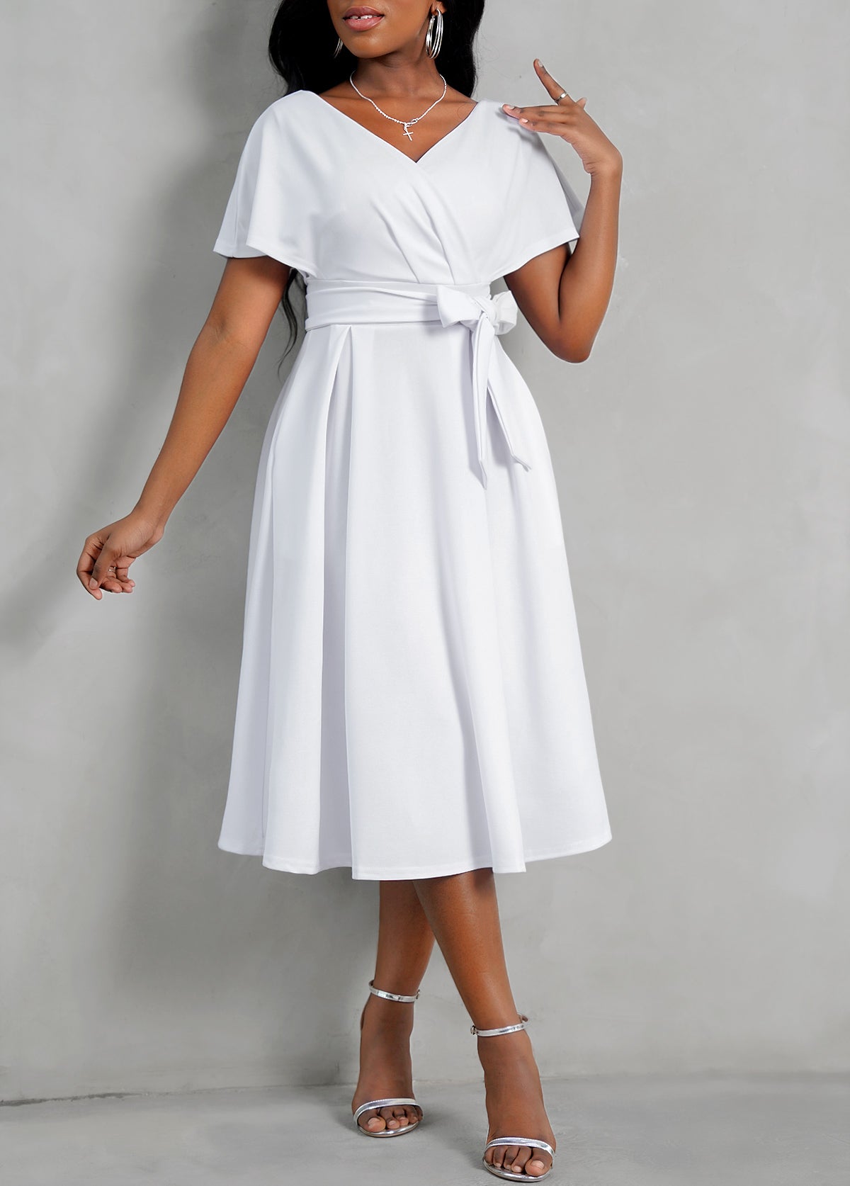 Short Sleeve V Neck Belted Dress