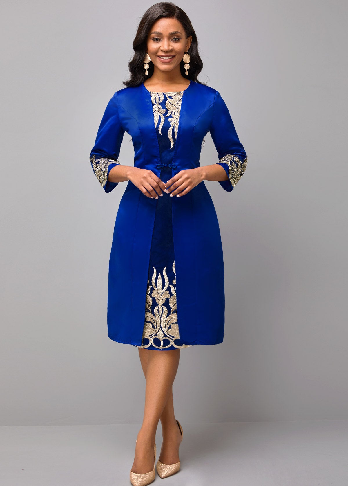 Round Neck 3/4 Sleeve Embroidered Dress