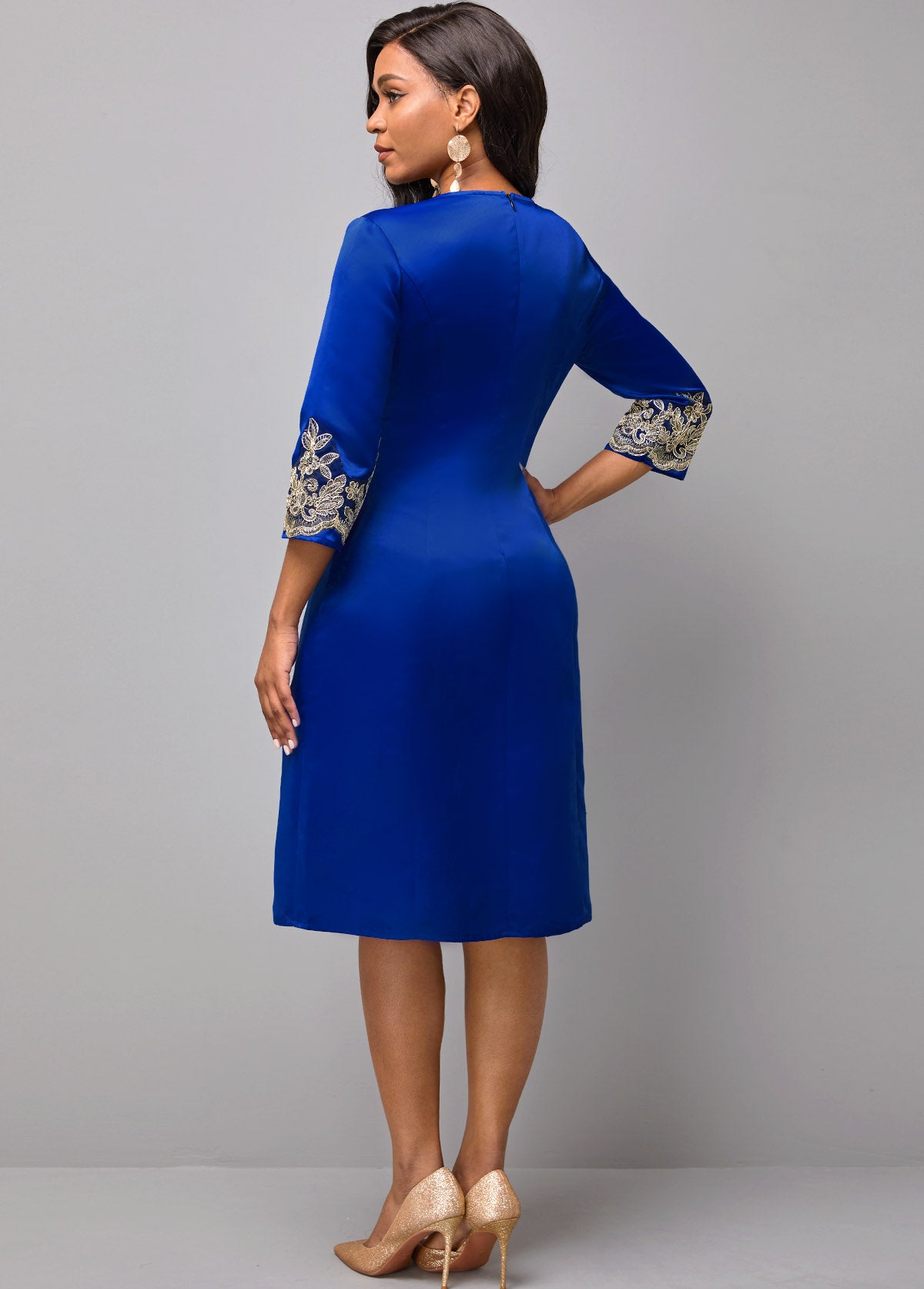 3/4 Sleeve Round Neck Embroidered Dress